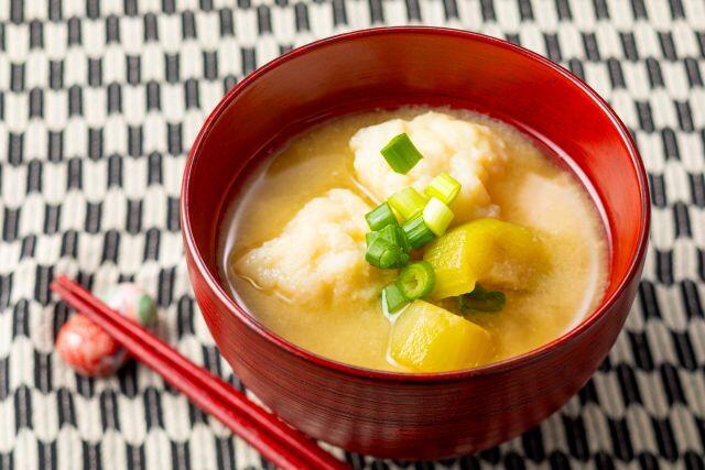 トロトロなすとはんぺん団子の味噌汁